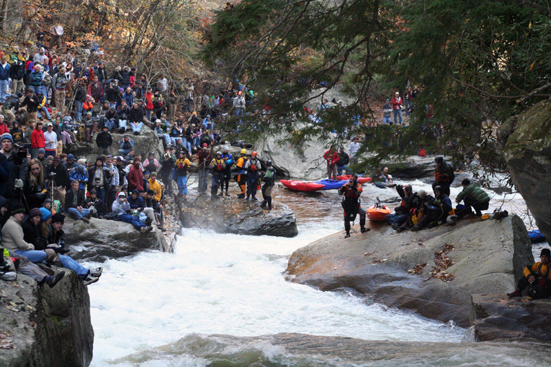 Crowd Shot at 2006 Race