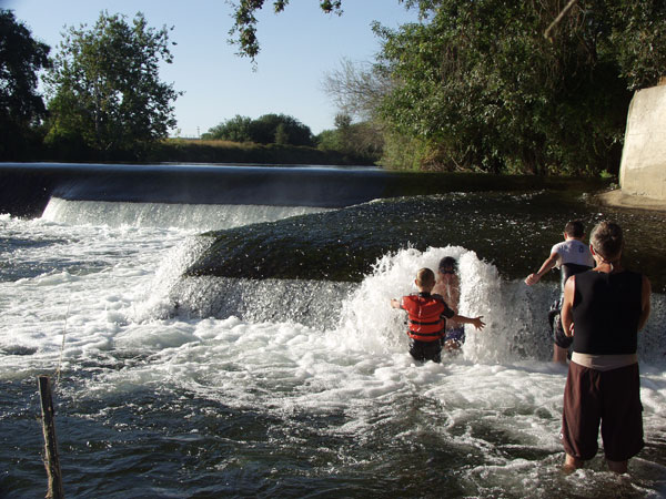Fresno Weir - Play Spot