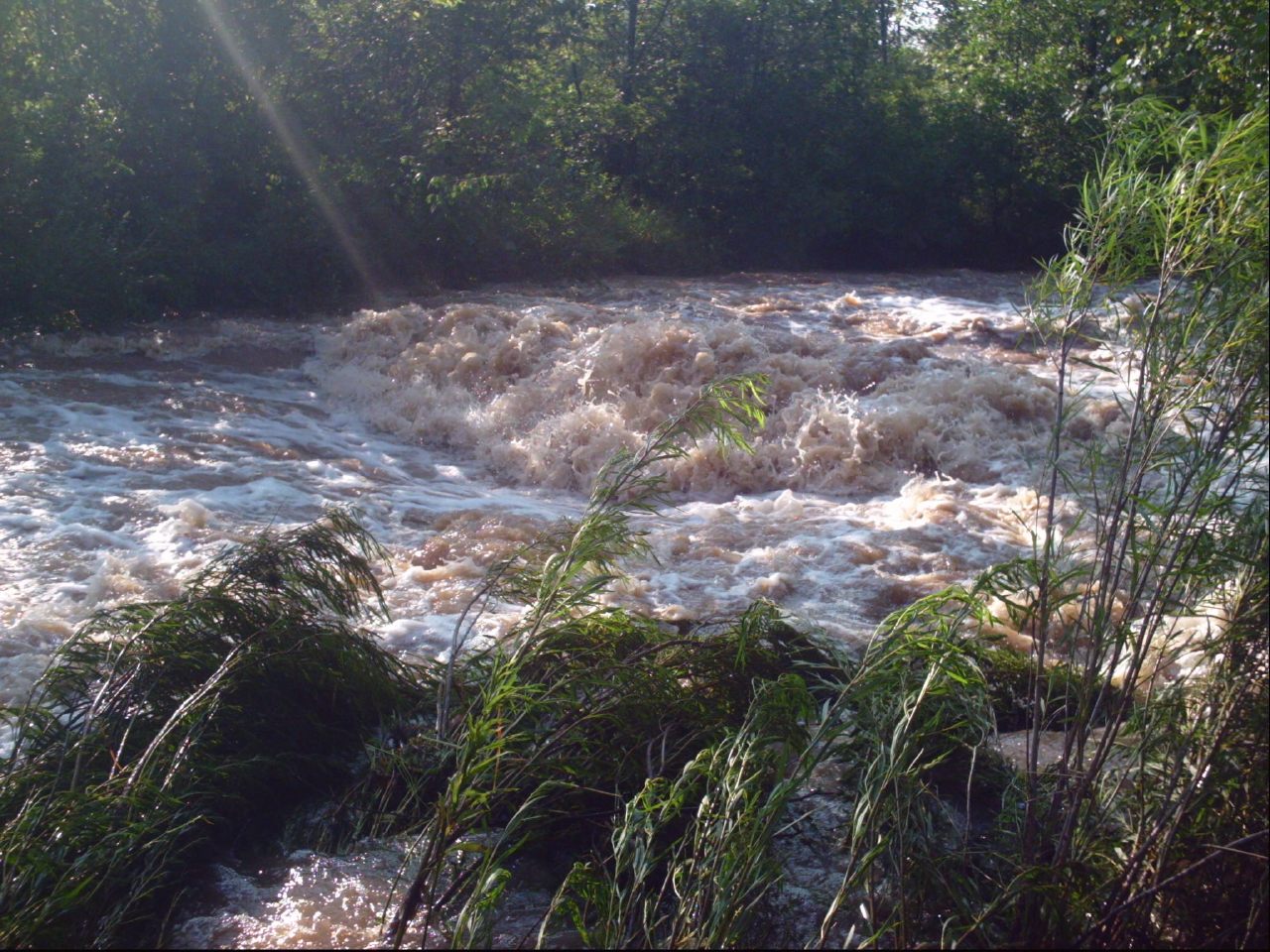 Close-up of 2nd hole on Boulder Waves