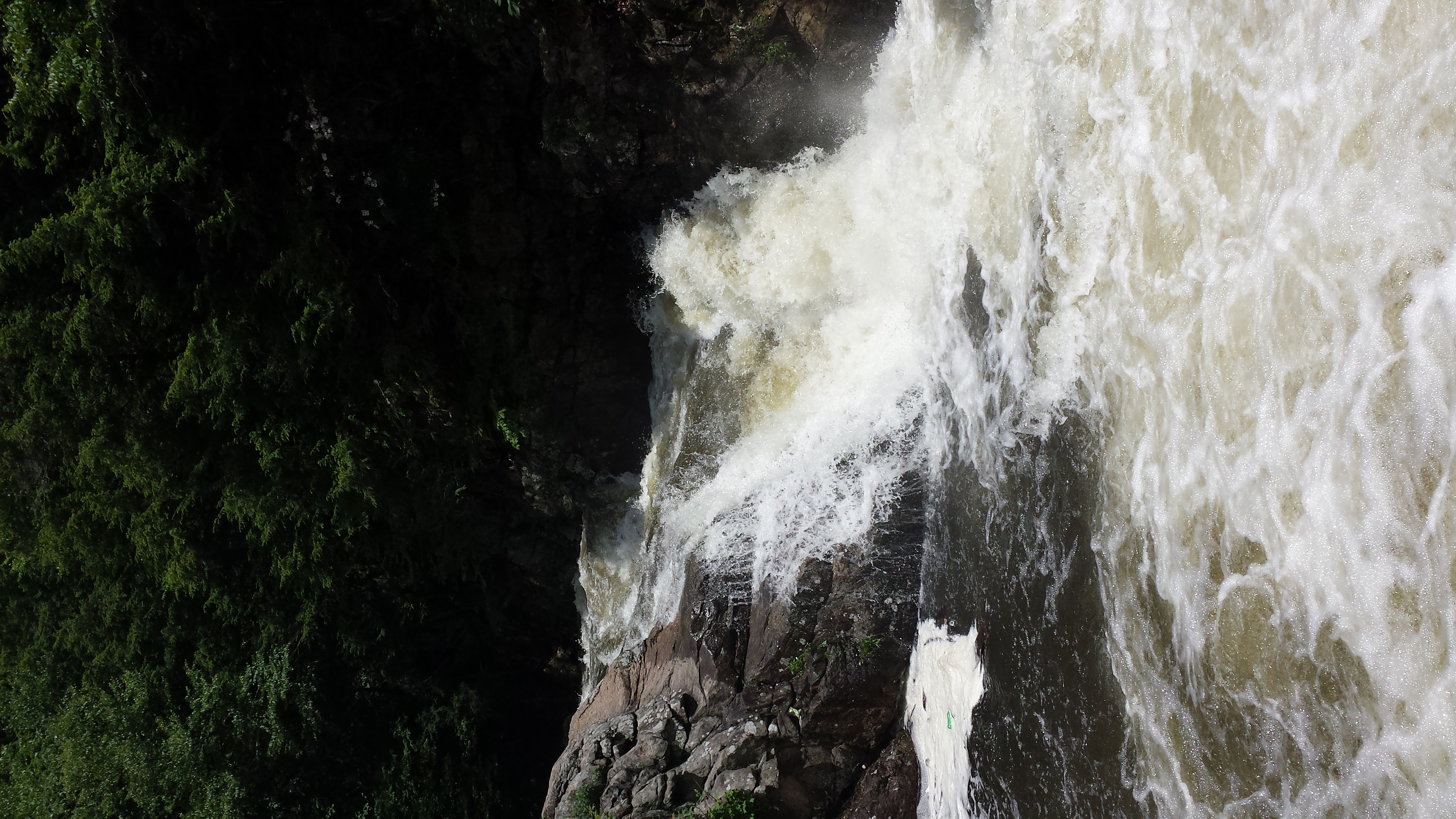 mine hole falls