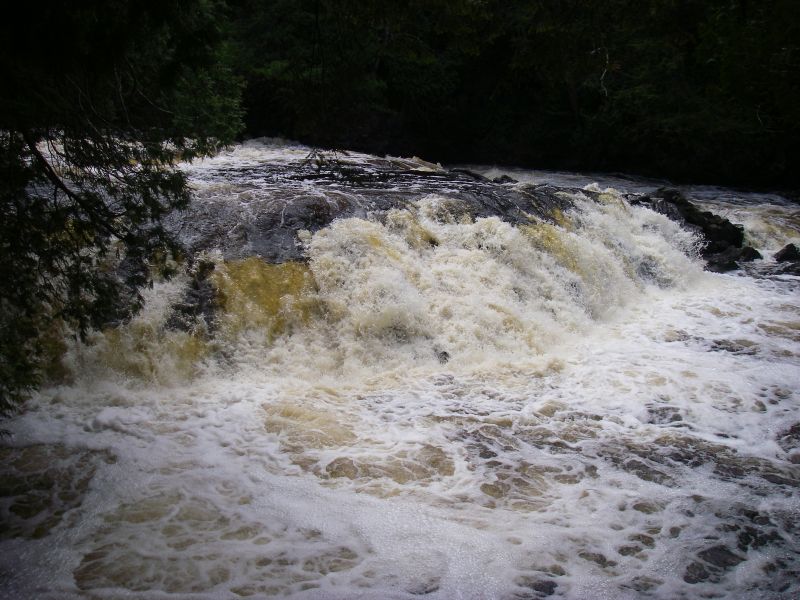 Nimikon Falls.
