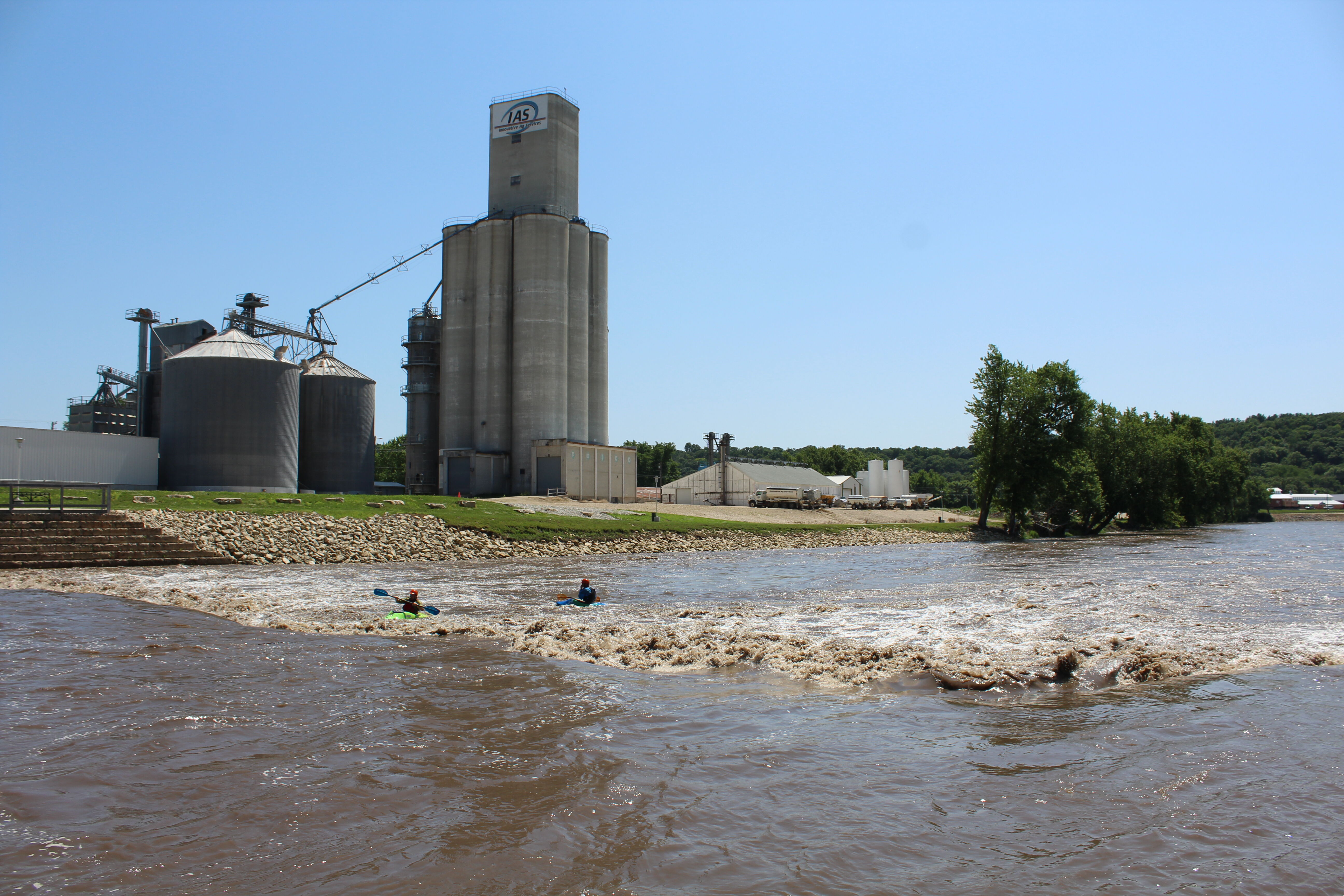 High Flow Feature (center-river)