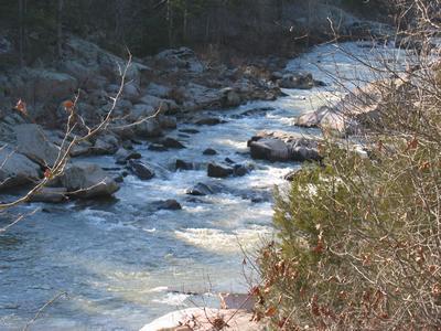river from riverside hiking trail