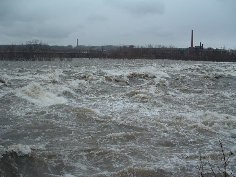 Holyoke below the dam - high water
