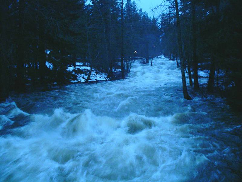 Woodruff Rapids at flood stage