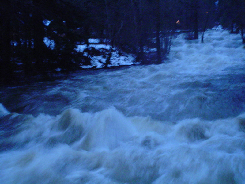 Woodruff Rapids at flood stage