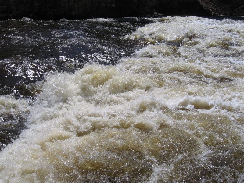 River-level view (R-L) at Falls Road