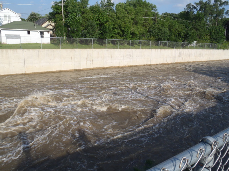 waves after wingdam ~1300cfs, 6/24/10