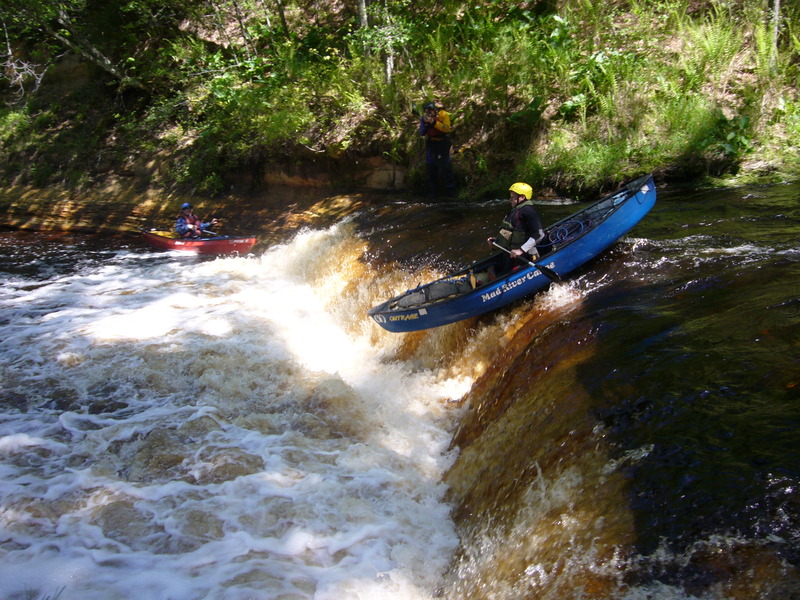 Vit runs "Polly Falls"