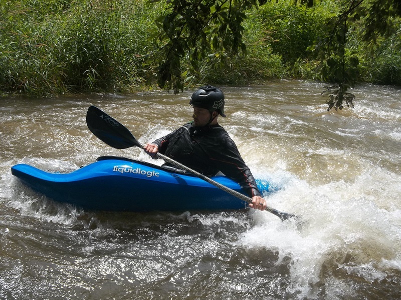 Surfing the park and play wave