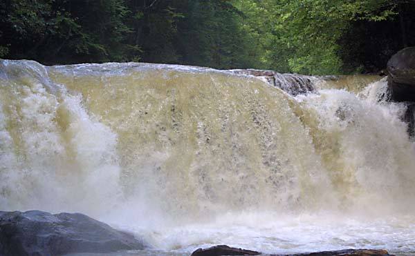 Mill Creek Falls - Wide Angle