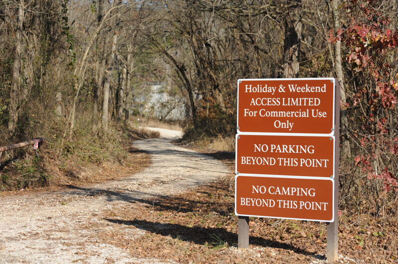 Signs at Chilton Creek Access