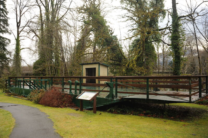 Old Ferry
