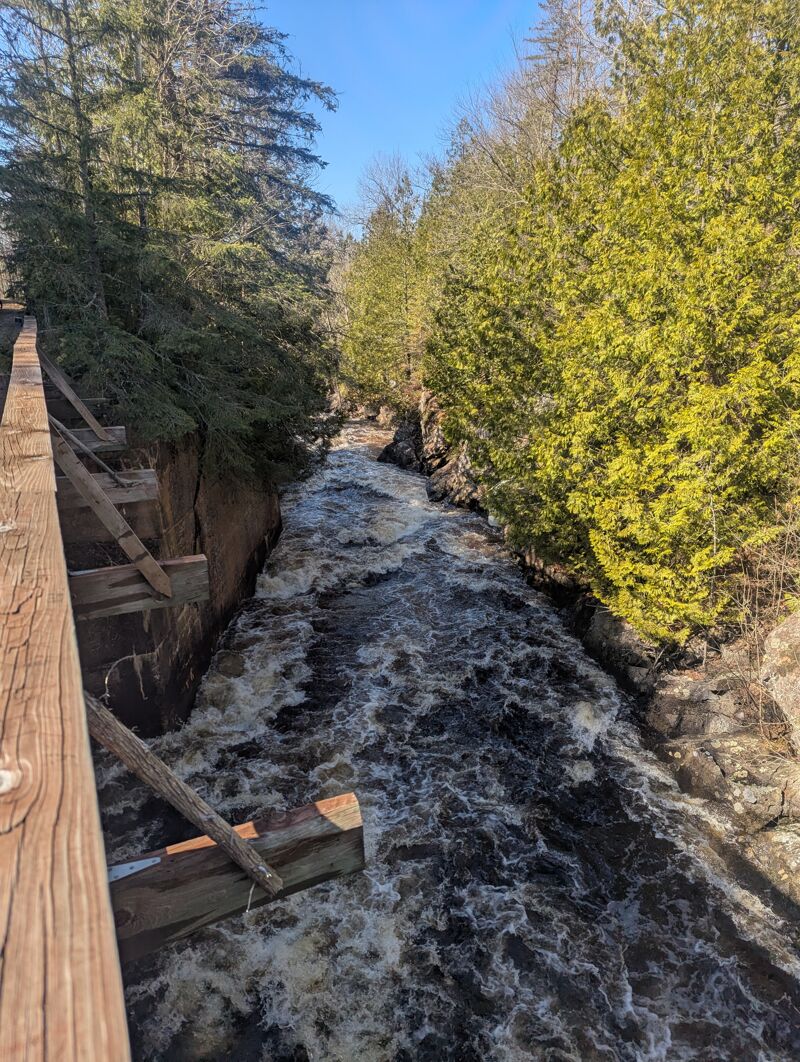 Rock Cut (Railroad) Falls