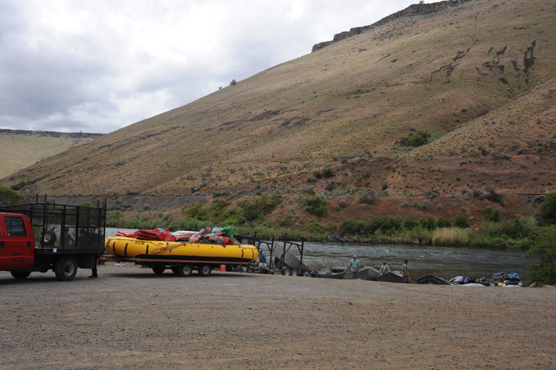 Loading Boats at Harpham Flat