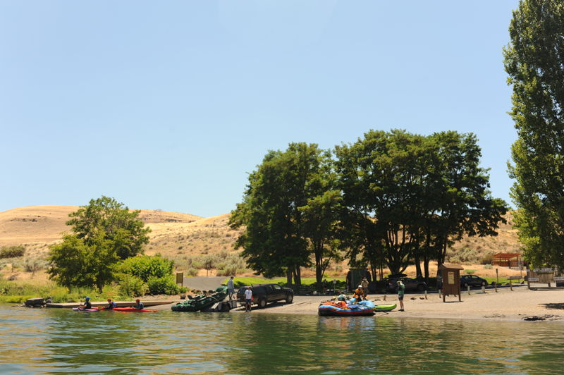 Heritage Landing, Take-Out
