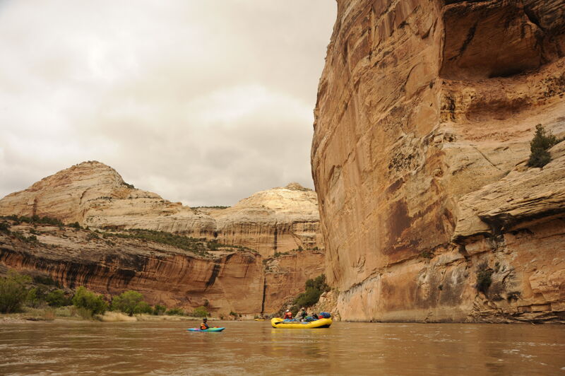 Dramatic River Bends Below Harding Hole