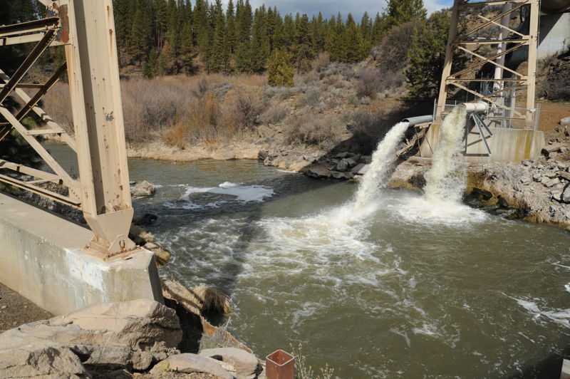 Penstock Crossing Below J.C. Boyle Dam
